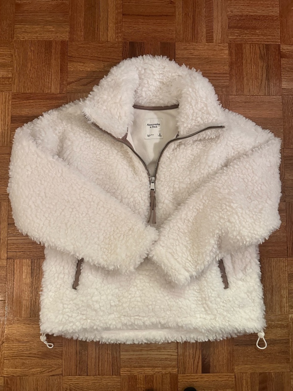NWOT Abercrombie Fuzzy Sherpa Quarter Zip Pullover Sweatshirt